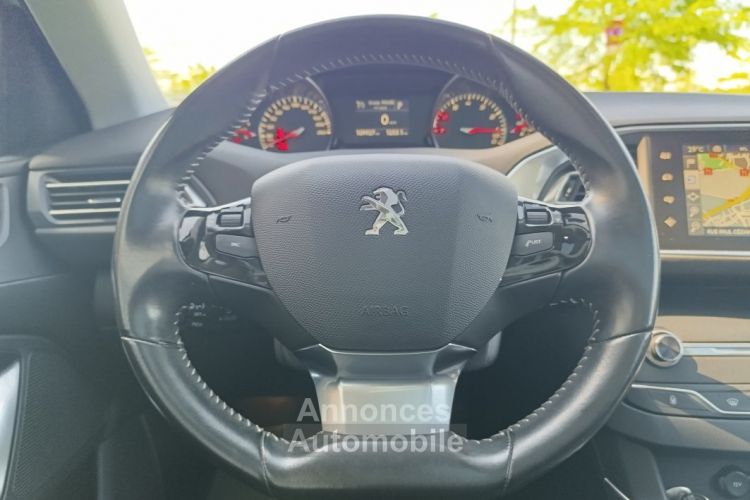 Peugeot 308 1.2 THP 130 cv Féline Boîte Auto - <small></small> 11.990 € <small>TTC</small> - #22