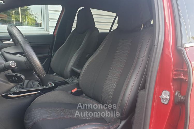 Peugeot 308 1.2i - 130 Rouge Ultimate   GT Line Garantie 5 ans - <small></small> 12.990 € <small>TTC</small> - #13