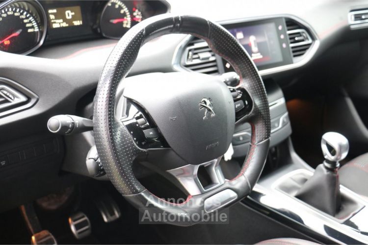 Peugeot 308 1.2i PureTech 12V S&S - 130  II BERLINE GT Line PHASE 1 - <small></small> 12.900 € <small>TTC</small> - #17