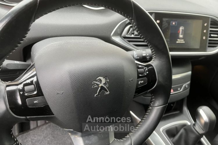 Peugeot 308 1.2i PureTech 12V S&S - 130 - BV EAT6 II 2013 BERLINE Allure PHASE 2 - <small></small> 10.990 € <small>TTC</small> - #14