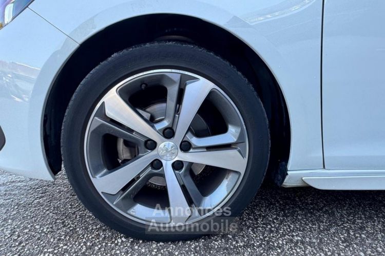 Peugeot 308 1.2i PureTech 12V S&S - 130 - BV EAT8  II 2013 BERLINE GT Line PHASE 2 - <small></small> 17.990 € <small>TTC</small> - #21