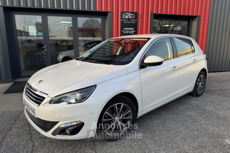 Peugeot 308 1.2i PureTech - 130 II Allure - <small></small> 8.990 € <small>TTC</small> - #1