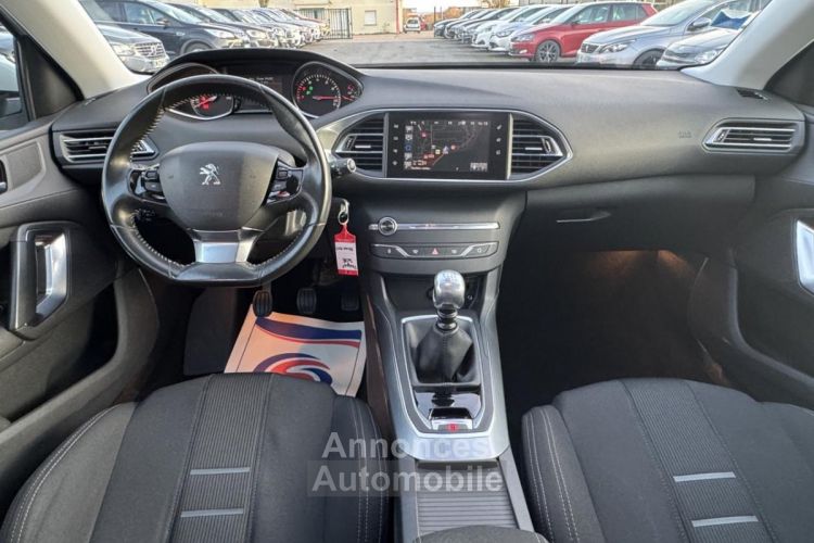 Peugeot 308 1.2i PureTech - 130 II Allure - <small></small> 8.990 € <small>TTC</small> - #6