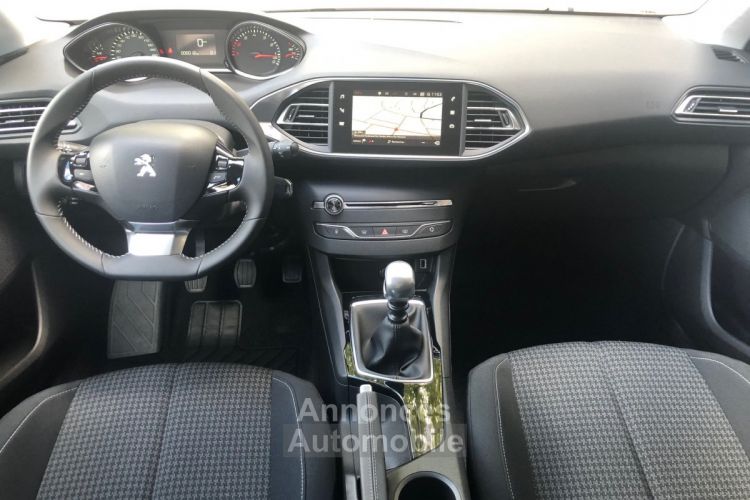 Peugeot 308 130 ACTIVE S&S BVM6 - <small></small> 17.990 € <small>TTC</small> - #19