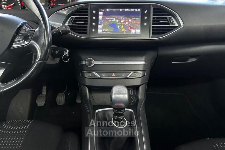 Peugeot 308 130 CH PACK ALLURE TOIT PANORAMIQUE, RADAR AV-AR - <small></small> 8.990 € <small>TTC</small> - #12