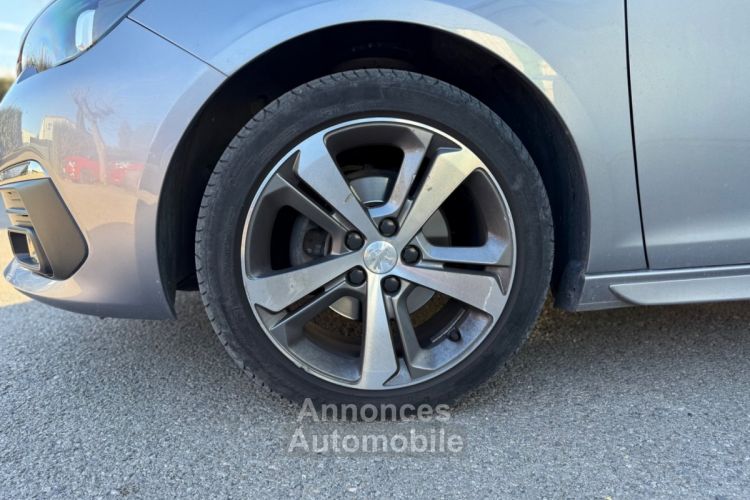 Peugeot 308 130ch GT - RÉVISÉ - CAM360 - NAV - CARPLAY - GARANTIE - <small></small> 18.990 € <small>TTC</small> - #28