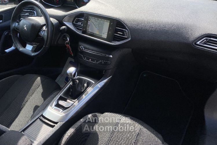 Peugeot 308 130ch SetS BVM6 Sensation - <small></small> 7.990 € <small>TTC</small> - #5