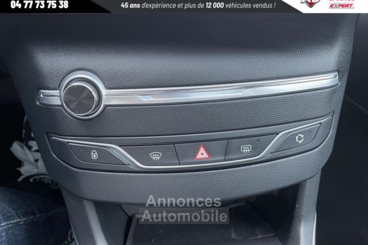 Peugeot 308 130ch S&S BVM6 GT + toit panoramique - <small></small> 16.490 € <small>TTC</small> - #24