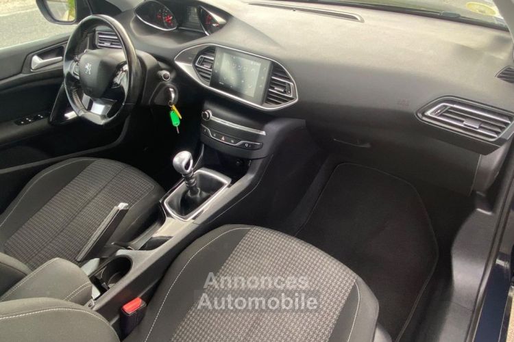 Peugeot 308 1.5 bluehdi 100 active business - <small></small> 10.490 € <small>TTC</small> - #4