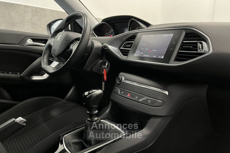 Peugeot 308 1.5 BlueHDi 100ch S&S Active Business - <small></small> 13.990 € <small>TTC</small> - #21