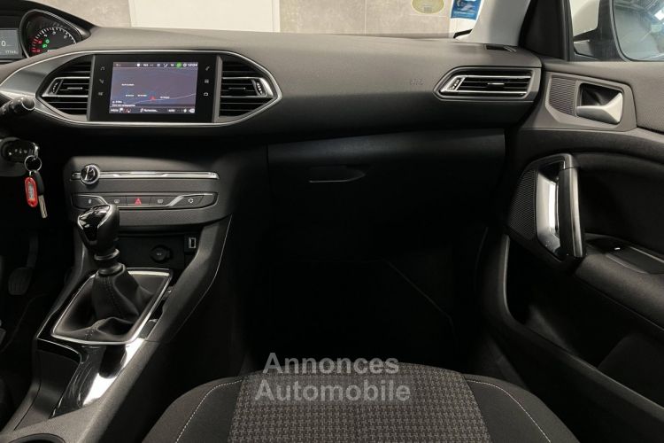 Peugeot 308 1.5 BlueHDi 100ch S&S Active Business - <small></small> 13.990 € <small>TTC</small> - #40