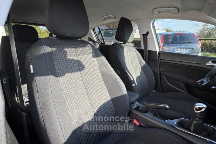 Peugeot 308 1.5 BlueHDi 100cv Style - Garantie 12 mois - <small></small> 10.490 € <small>TTC</small> - #17