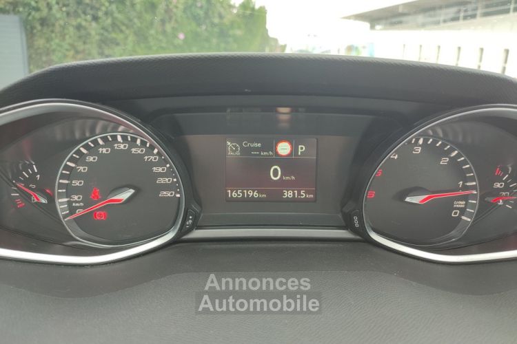 Peugeot 308 1.5 BlueHDI 130 Active Business EAT8 - <small></small> 10.990 € <small>TTC</small> - #24