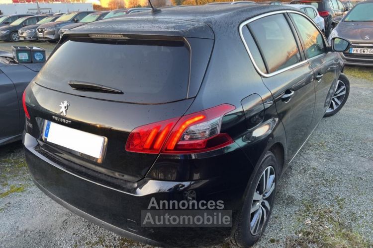 Peugeot 308 1.5 BlueHDi 130 CV - <small></small> 18.970 € <small></small> - #2