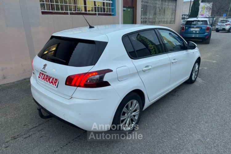 Peugeot 308 1.5 BLUEHDI 130CH S&S STYLE EAT8 2019 - <small></small> 19.990 € <small>TTC</small> - #16