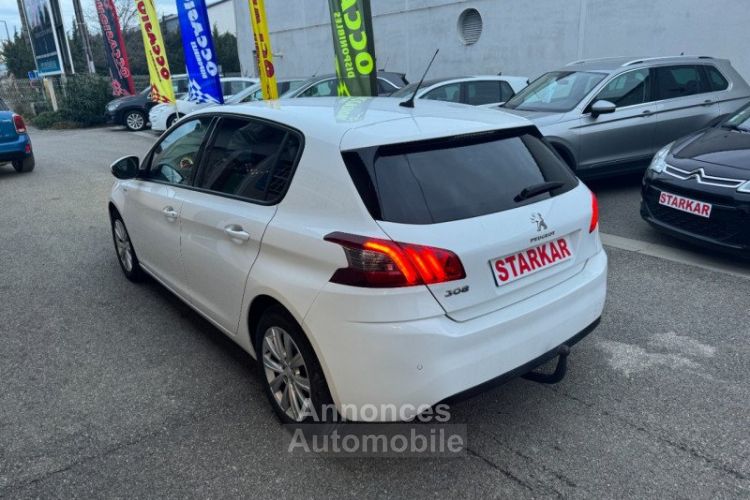 Peugeot 308 1.5 BLUEHDI 130CH S&S STYLE EAT8 2019 - <small></small> 19.990 € <small>TTC</small> - #18