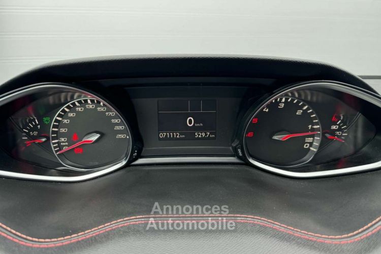 Peugeot 308 1.5 BlueHDi GT Line (EU6.2) TOIT PANO GPS - <small></small> 15.990 € <small>TTC</small> - #14