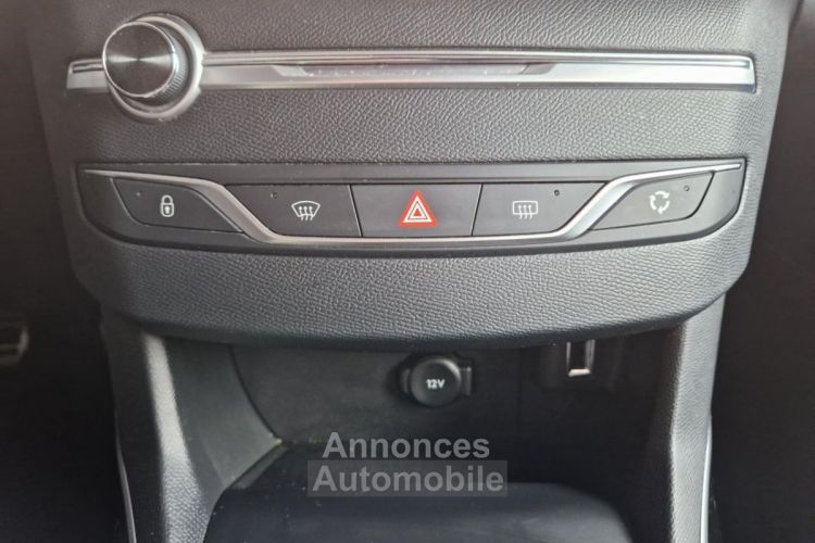 Peugeot 308 1.5 BlueHDi S&S - 130  GT - <small></small> 16.990 € <small>TTC</small> - #25