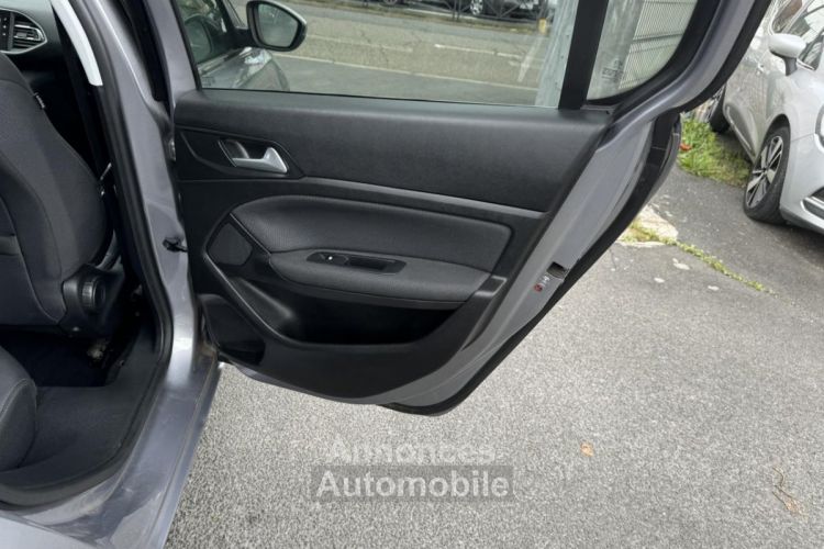 Peugeot 308 1.5 BlueHDi S&S - 130 Active Gps + Camera AR + Radar AR + Attelage - <small></small> 13.490 € <small>TTC</small> - #15