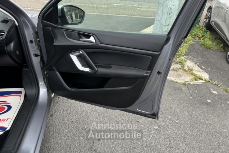 Peugeot 308 1.5 BlueHDi S&S - 130 Active Gps + Camera AR + Radar AR + Attelage - <small></small> 13.490 € <small>TTC</small> - #19