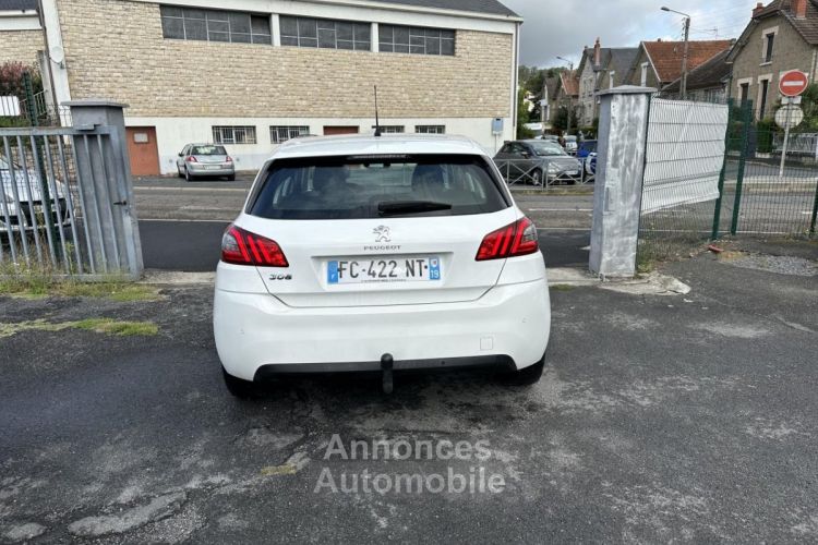 Peugeot 308 1.5 BlueHDi S&S - 130 Affaire Premium Pack Gps + Attelage - <small></small> 11.990 € <small>TTC</small> - #4