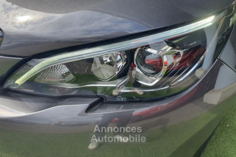 Peugeot 308 1.5 BlueHDi S&S - 130 - BV EAT8 II BERLINE Active Business PHASE 2 - <small></small> 16.490 € <small>TTC</small> - #6