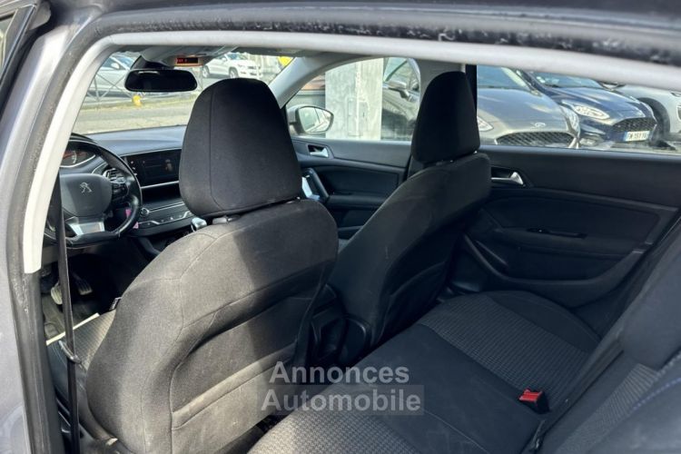 Peugeot 308 1.5 BlueHDi S&S - 130 Style Gps + Radar AR + Clim + Tva recuperable - <small></small> 10.990 € <small></small> - #22