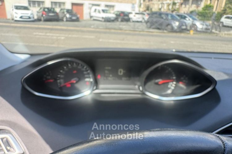 Peugeot 308 1.5 BlueHDi S&S - 130 Style Gps + Radar AR + Clim + Tva recuperable - <small></small> 10.990 € <small></small> - #38