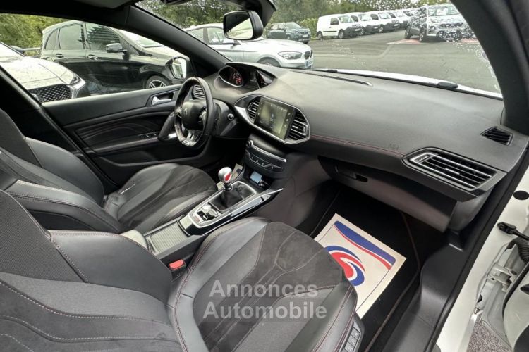 Peugeot 308 1.6 16V S&S - 270 GTi by Sport Gps + Caméra AR - <small></small> 22.990 € <small>TTC</small> - #15