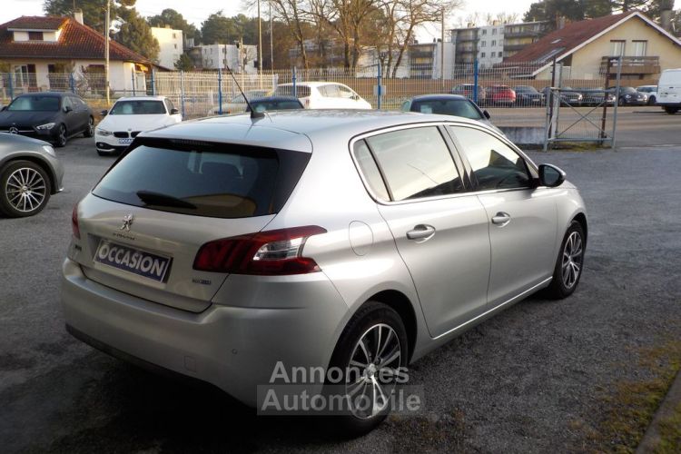 Peugeot 308 1.6 BlueHDI 120 STYLE - <small></small> 9.490 € <small>TTC</small> - #4