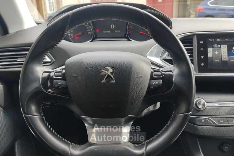 Peugeot 308 1.6 BlueHDi 120ch S&S STYLE - <small></small> 9.940 € <small>TTC</small> - #18