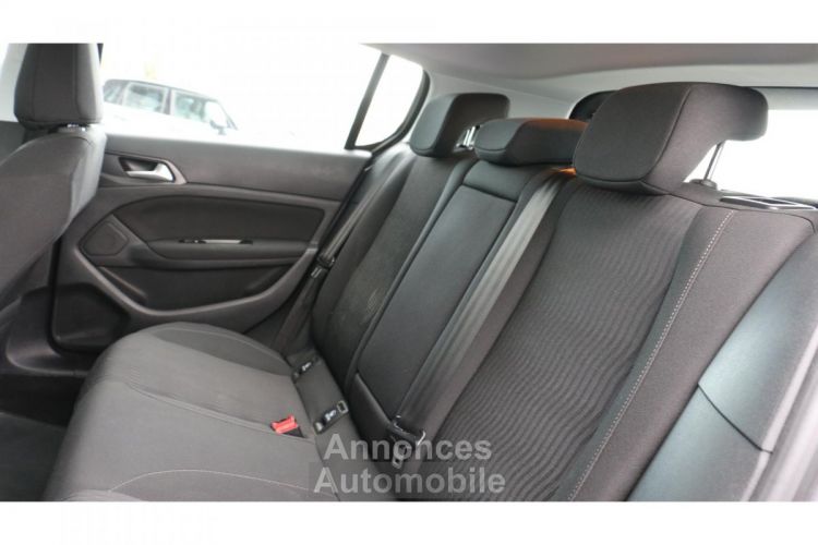 Peugeot 308 1.6 BlueHDi S&S - 100 II BERLINE Active PHASE 1 - <small></small> 9.900 € <small>TTC</small> - #23
