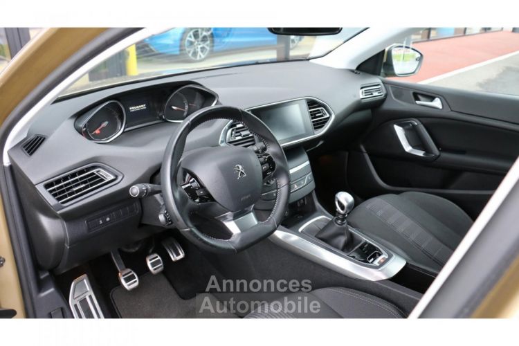 Peugeot 308 1.6 BlueHDi S&S - 120 II BERLINE Allure Business PHASE 2 - <small></small> 13.900 € <small>TTC</small> - #20