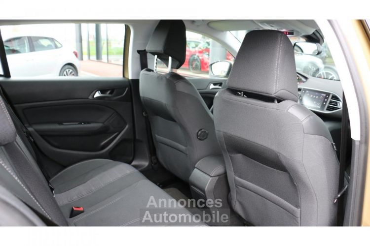 Peugeot 308 1.6 BlueHDi S&S - 120 II BERLINE Allure Business PHASE 2 - <small></small> 13.900 € <small>TTC</small> - #22