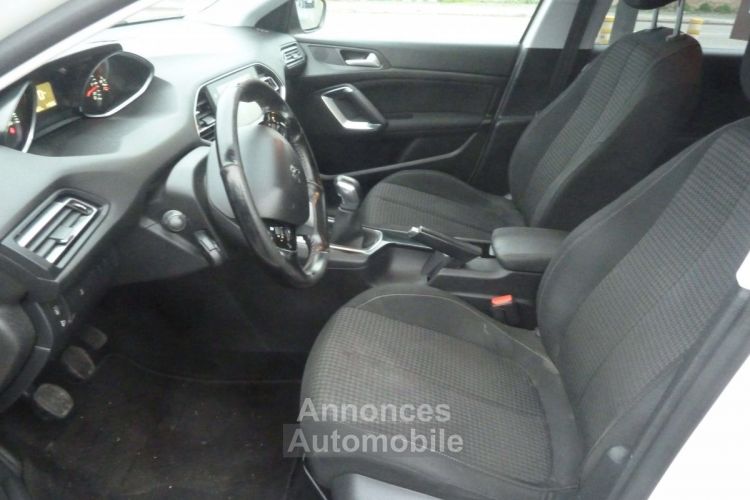 Peugeot 308 1.6 BlueHDi Style STT préparation GPS - <small></small> 13.800 € <small>TTC</small> - #7