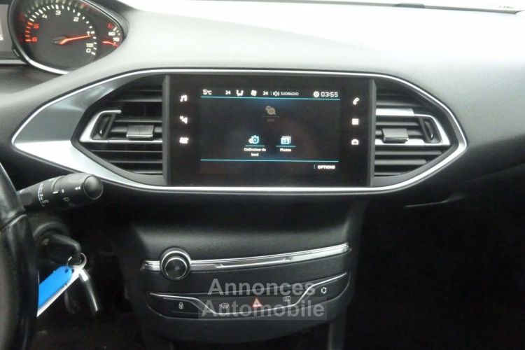 Peugeot 308 1.6 BlueHDi Style STT préparation GPS - <small></small> 13.800 € <small>TTC</small> - #8