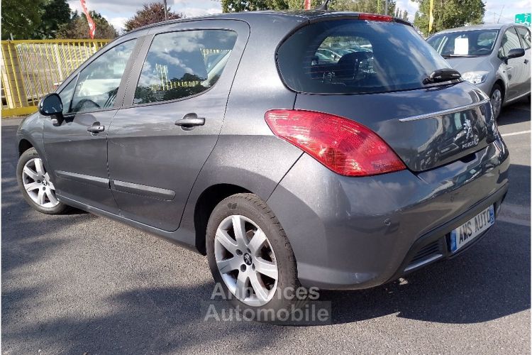 Peugeot 308 1.6 e-HDi 112ch Allure - <small></small> 6.490 € <small>TTC</small> - #4