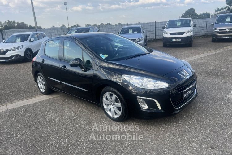 Peugeot 308 1.6 e-HDi 112ch BMP6 BLUE LION GPS ToitPanoramique  - <small></small> 7.990 € <small>TTC</small> - #2