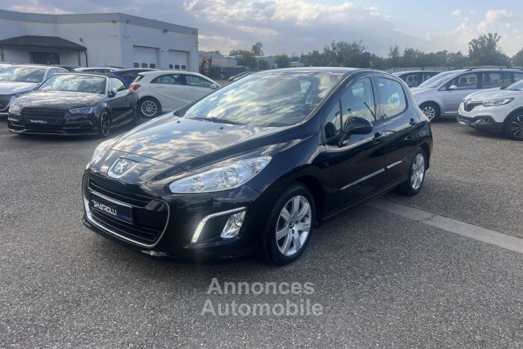 Peugeot 308 1.6 e-HDi 112ch BMP6 BLUE LION GPS ToitPanoramique  - <small></small> 7.990 € <small>TTC</small> - #4