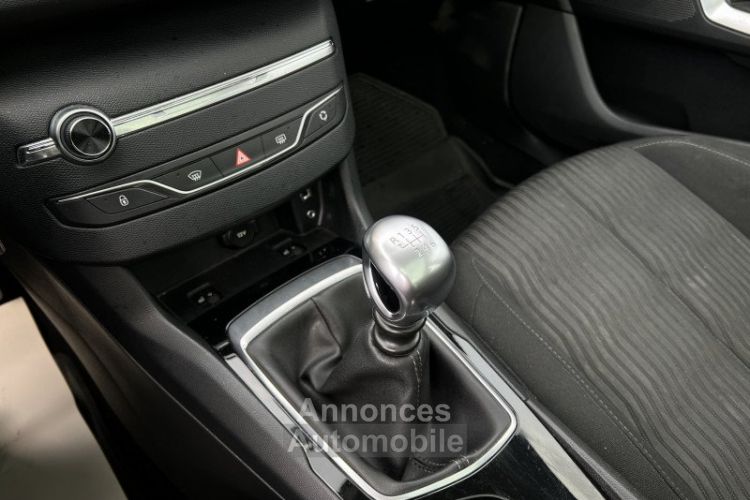 Peugeot 308 1.6 e-HDI 115CH ALLURE+ / DISTIBUTION NEUVE / SIEGES CHAUFFANTS / TOIT PANO - <small></small> 10.990 € <small>TTC</small> - #14