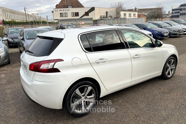 Peugeot 308 1.6 E-HDI FAP 115CH FELINE 5P - <small></small> 10.990 € <small>TTC</small> - #10