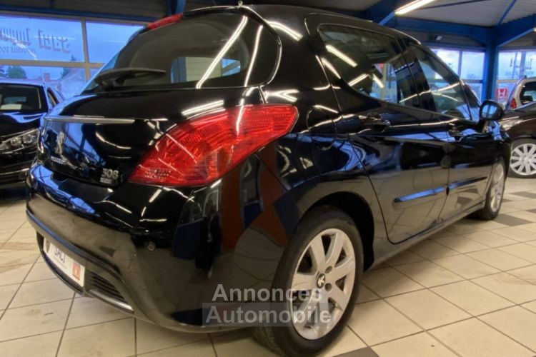 Peugeot 308 1.6 e-HDi112 FAP Allure 5p - <small></small> 4.990 € <small>TTC</small> - #5