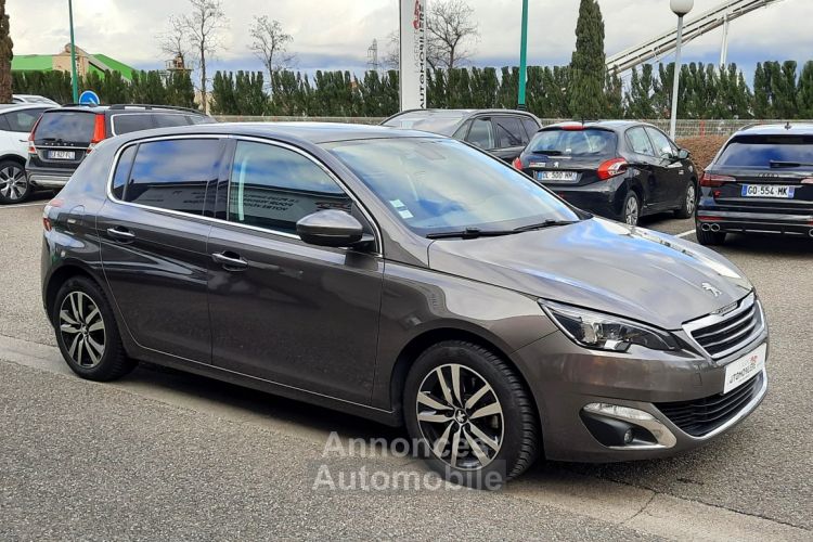 Peugeot 308 1.6 Génération 2 THP Féline 156CH - <small></small> 11.690 € <small>TTC</small> - #26