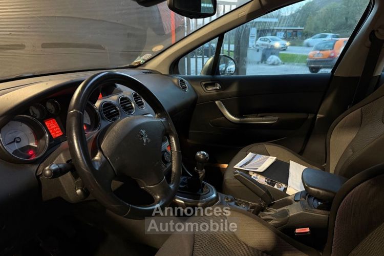 Peugeot 308 1.6 Hdi 110 Cv Premium-Toit panoramique-Climatisation automatique-Distribution neuve-Ct Ok 2026 - <small></small> 5.990 € <small>TTC</small> - #5