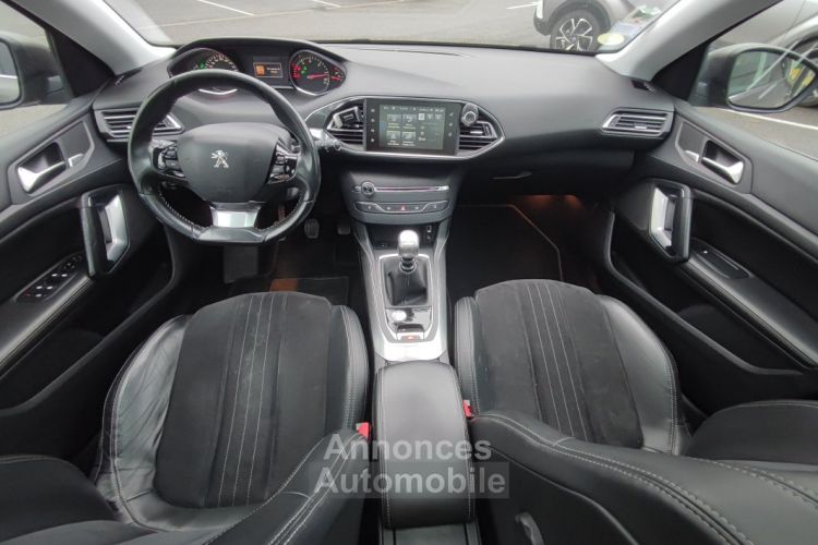 Peugeot 308 1.6 HDi FAP 115ch Féline - <small></small> 9.989 € <small>TTC</small> - #17