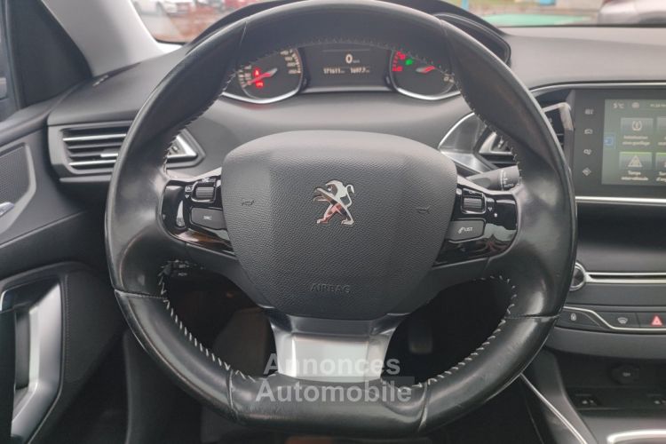 Peugeot 308 1.6 HDi FAP 115ch Féline - <small></small> 9.989 € <small>TTC</small> - #18