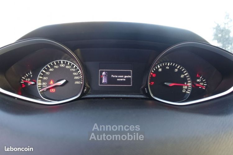 Peugeot 308 1.6 THP 156CH FELINE 5P - <small></small> 8.990 € <small>TTC</small> - #11