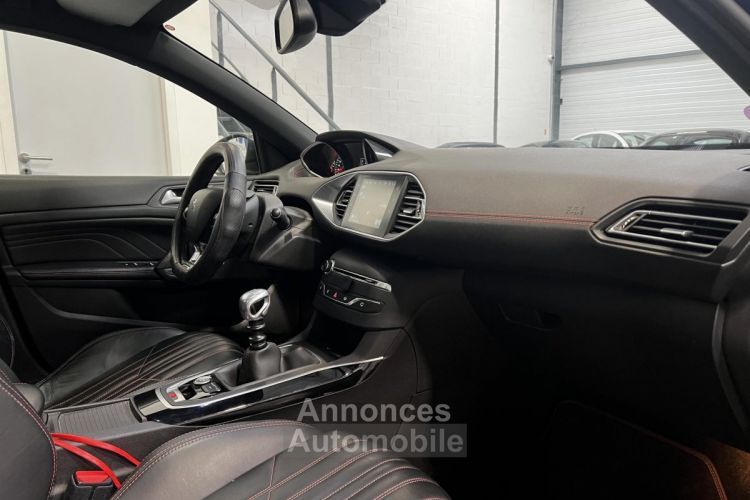 Peugeot 308 1.6 THP 205 CH GT - GARANTIE 6 MOIS - <small></small> 15.490 € <small>TTC</small> - #16