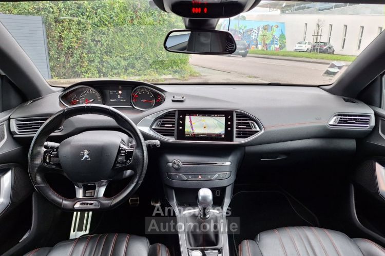 Peugeot 308 1.6 THP 205CH S&S GT - <small></small> 17.990 € <small>TTC</small> - #10