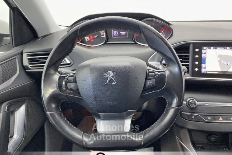 Peugeot 308 (2) 1.6 E-HDI 115 FAP Féline - <small></small> 8.590 € <small>TTC</small> - #8